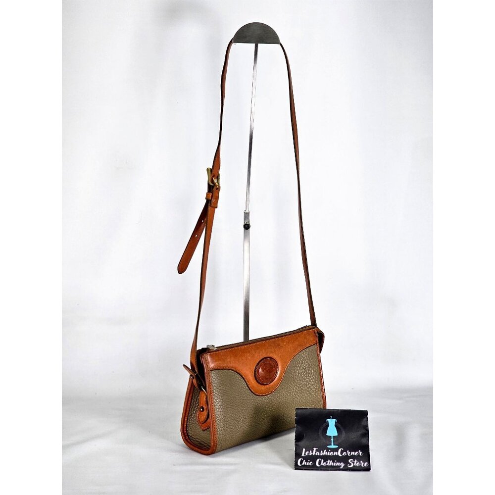 Vintage Dooney & Bourke Woman's Khaki and Tan Leather Crossbody Purse 362 - Picture 6 of 13